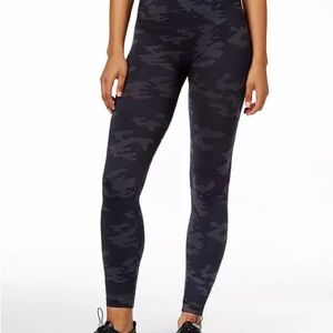 Spanx Look at Me Now High-Waisted Seamless Leggings - Black Camo